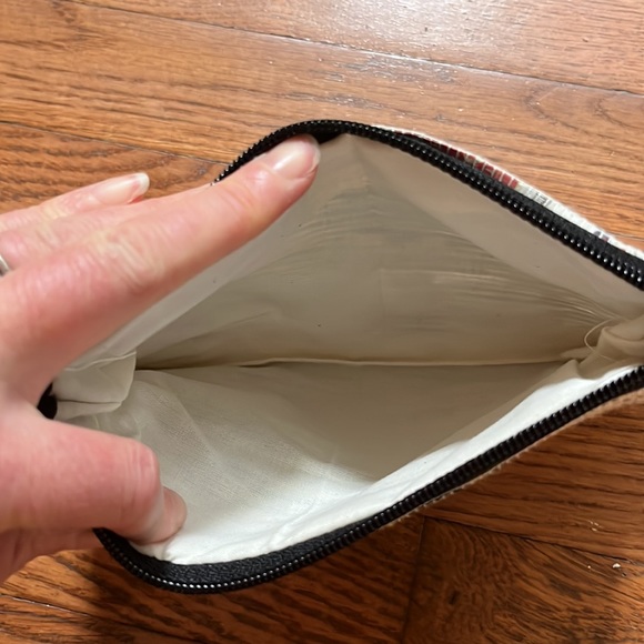 Cute Design Ideas Pouch, NWT - Picture 4 of 5